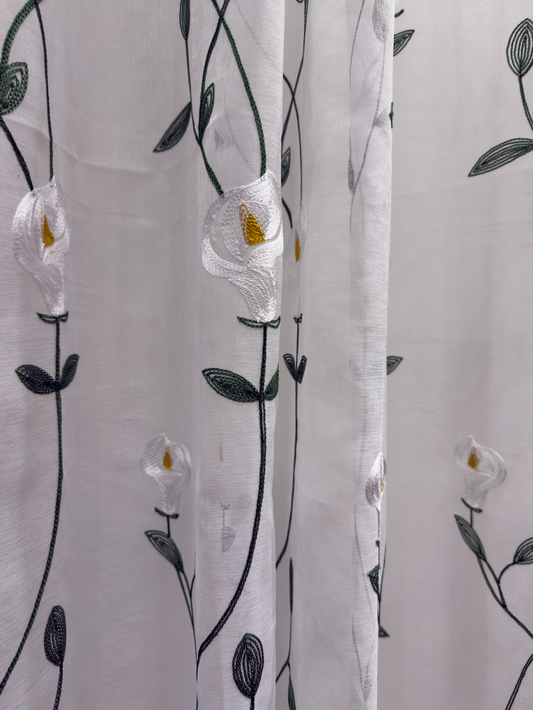 Cortinas de Tergal Bordado – Elegancia y Estilo para tu Hogar