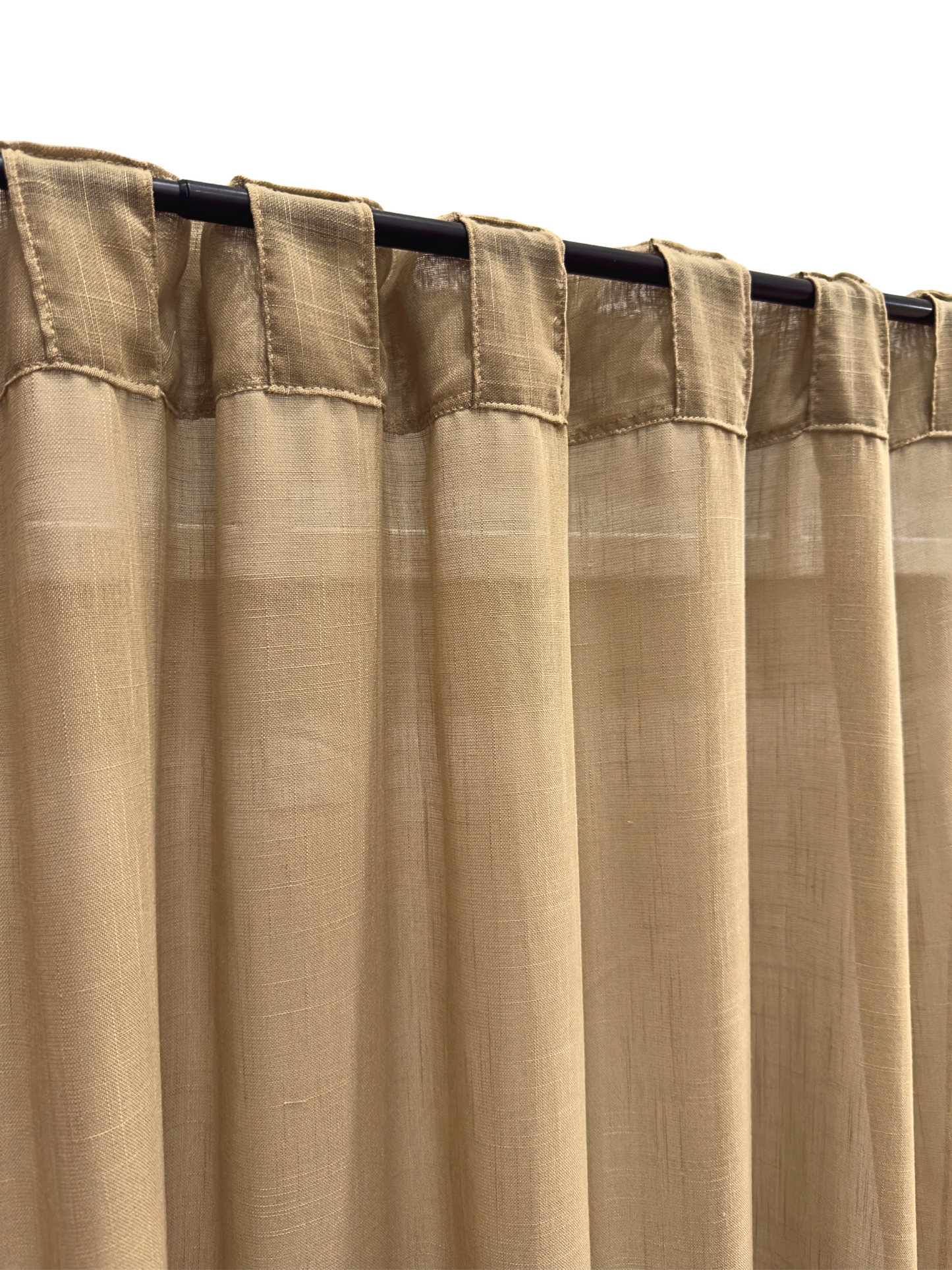 Cortinas de Lino – Luz Natural, Estilo Atemporal y Caída Elegante