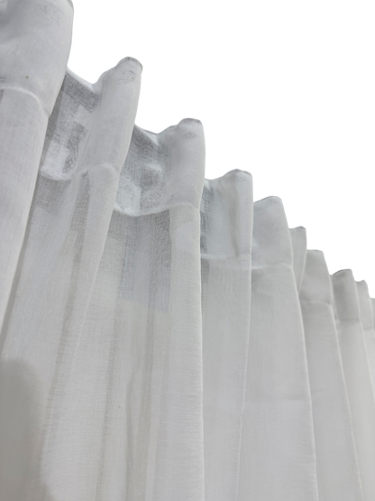 Cortinas de Tergal Bordado – Elegancia y Estilo para tu Hogar